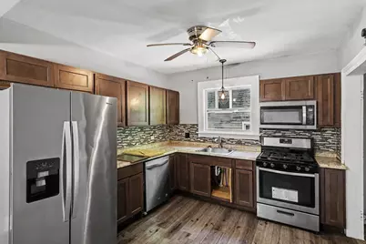 1222 E Kalamazoo Street, Lansing, MI 48912 - Photo 11