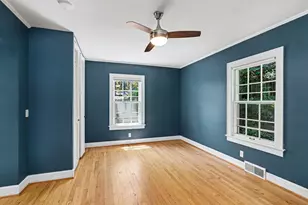 2126 Benjamin Ave, Kalamazoo, MI 49008 - Photo 7