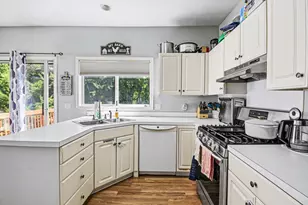 4546 Brookmeadow Ct SE, Grand Rapids, MI 49512 - Photo 5