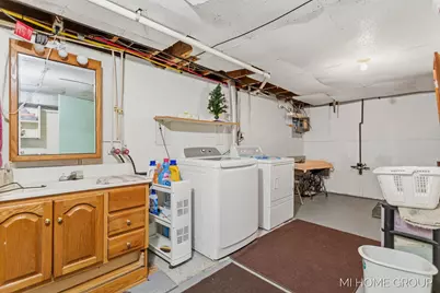 155 Burke Avenue, Holland, MI 49424 - Photo 35
