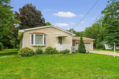 155 Burke Avenue, Holland, MI 49424 - Photo 3