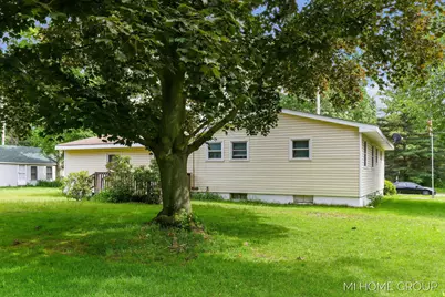155 Burke Avenue, Holland, MI 49424 - Photo 7