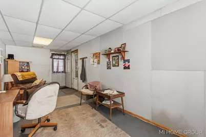 155 Burke Avenue, Holland, MI 49424 - Photo 37