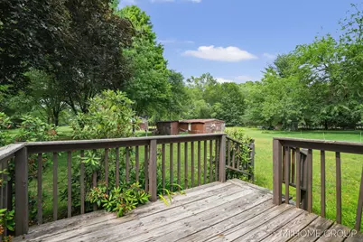 155 Burke Avenue, Holland, MI 49424 - Photo 9