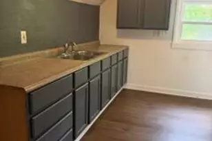 2541 Jefferson St, Muskegon, MI 49444 - Photo 9