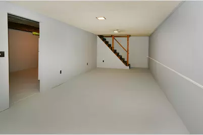 50829 Barber Street, Paw Paw, MI 49079 - Photo 25