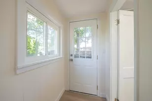 2206 Clarence Dr, Portage, MI 49002 - Photo 9
