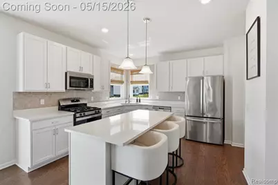 241 Quartz Way, White Lake, MI 48386 - Photo 17