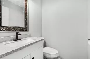 1090 Cumberland Ave SE, Lowell, MI 49331 - Photo 7