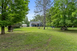 9622 River Bend Dr, Evart, MI 49631 - Photo 3