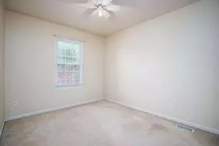 970 Ada Pl Dr SE, Grand Rapids, MI 49546 - Photo 17