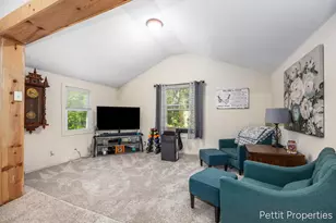 417 S Stewart Ave, Fremont, MI 49412 - Photo 13