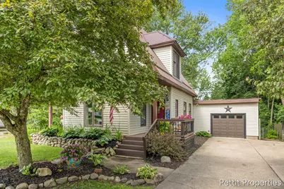 417 S Stewart Avenue, Fremont, MI 49412 - Photo 1