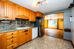 312 W Chicago St, Buchanan, MI 49107 - Photo 5