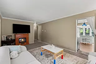 4215 Pembrook St, Kalamazoo, MI 49008 - Photo 5