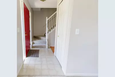 33738 Elmira Court, Livonia, MI 48150 - Photo 5