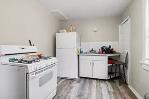 1242 Alpine Ave NW, Grand Rapids, MI 49504 - Photo 13