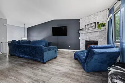 423 Pine Place Street SE, Grand Rapids, MI 49548 - Photo 5