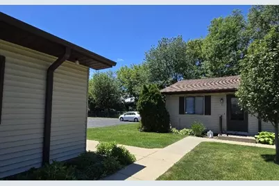 5246 Green Meadow Road #Q, Kalamazoo, MI 49009 - Photo 5