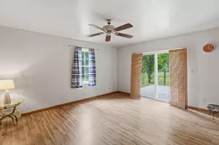 9050 Almena Dr, Kalamazoo, MI 49009 - Photo 17