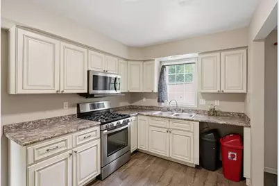 9050 Almena Drive, Kalamazoo, MI 49009 - Photo 11