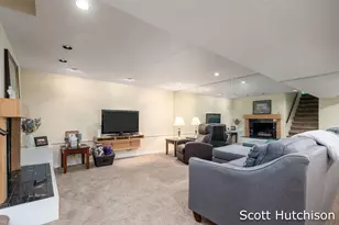 4316 Kennilworth Dr SE, Grand Rapids, MI 49546 - Photo 15