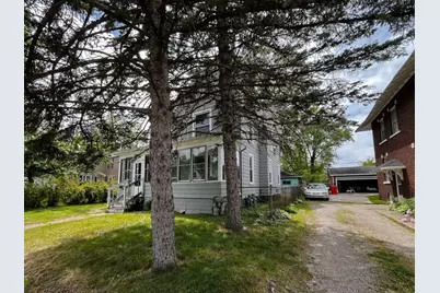 774 Lavette Avenue, Benton Harbor, MI 49022 - Photo 11