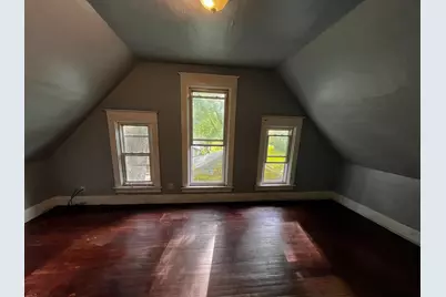 774 Lavette Avenue, Benton Harbor, MI 49022 - Photo 7
