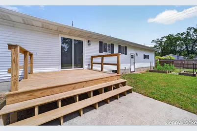 2391 Macarthur Road, Muskegon, MI 49442 - Photo 39