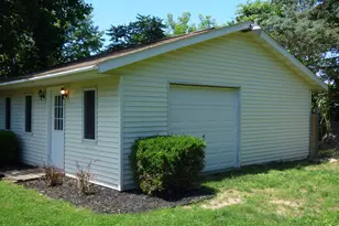 24064 Redfield St, Edwardsburg, MI 49112 - Photo 27