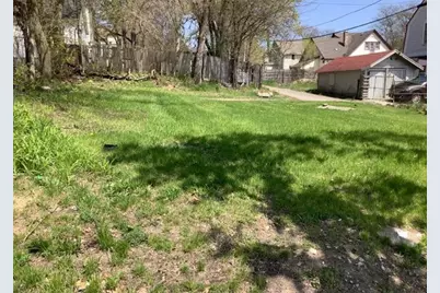 939 Hall Street SE, Grand Rapids, MI 49507 - Photo 1