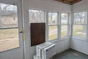 2337 6th St, Muskegon, MI 49444 - Photo 15