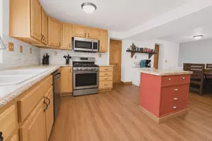 3640 St Luke Dr, Jackson, MI 49201 - Photo 3