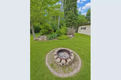 3640 Saint Luke Drive, Jackson, MI 49201 - Photo 11
