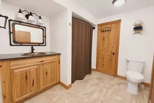 3640 St Luke Dr, Jackson, MI 49201 - Photo 5