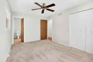 8076 Land-O-Lakes Dr, Kalamazoo, MI 49048 - Photo 35