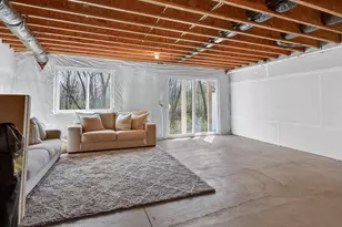 4628 Glen Haven Dr SE, Grand Rapids, MI 49512 - Photo 37