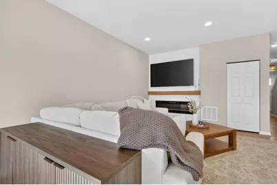 4628 Glen Haven Drive SE, Grand Rapids, MI 49512 - Photo 9