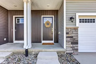 4628 Glen Haven Dr SE, Grand Rapids, MI 49512 - Photo 5