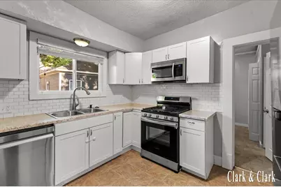 437 Rosewood Avenue SE, Grand Rapids, MI 49506 - Photo 5