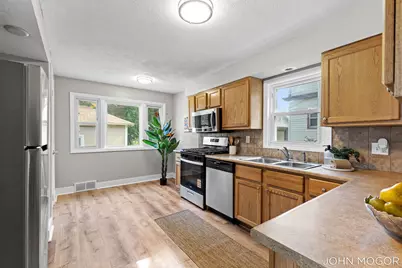 1035 Alexander Street SE, Grand Rapids, MI 49507 - Photo 17