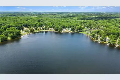 11482 Lakeshore Drive, Lakeview, MI 48850 - Photo 9