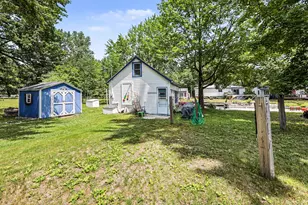 11482 Lakeshore Dr, Lakeview, MI 48850 - Photo 47