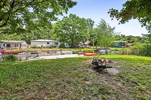 11482 Lakeshore Dr, Lakeview, MI 48850 - Photo 29