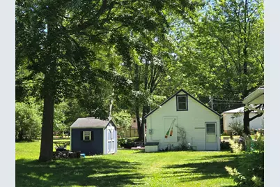 11482 Lakeshore Drive, Lakeview, MI 48850 - Photo 7
