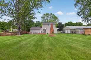3324 Blue Ln, Jackson, MI 49203 - Photo 3