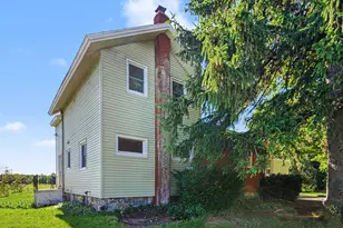 6923 Young Rd, Bellevue, MI 49021 - Photo 21