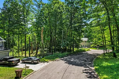 911 N Wooded Lane, Marshall, MI 49068 - Photo 11