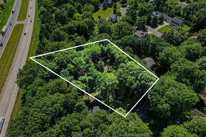 911 N Wooded Lane, Marshall, MI 49068 - Photo 1