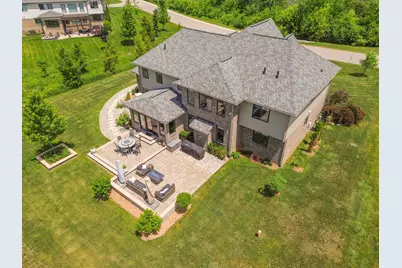 2376 Westbrooke Circle S, Ann Arbor, MI 48105 - Photo 5
